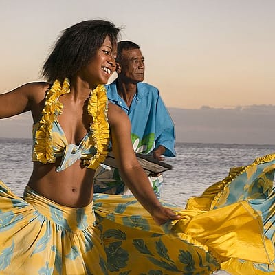 Sega-Tänzer und Musiker am Strand, Mauritius