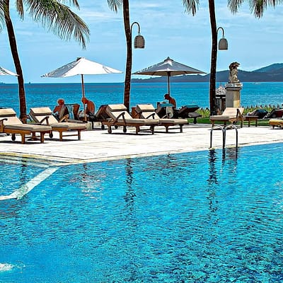 Pool und Meer, Seychellen im Hintergrund, CC0 Creative Commons