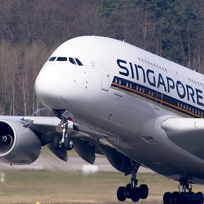 Flugzeug beim Start, Singapore Airlines, CC0 Creative Commons