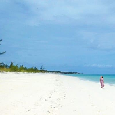 Carolin Weinhold am Strand auf COMO Parrot Cay